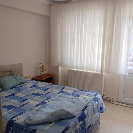Luxury With Full Sea Views, Only 100 Meters From The Sea 아파트