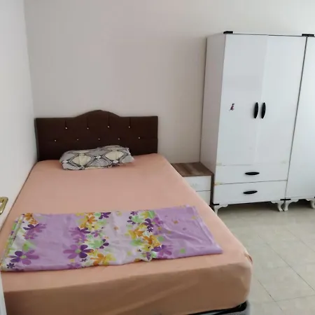 Luxury With Full Sea Views, Only 100 Meters From The Sea 쿠사다시