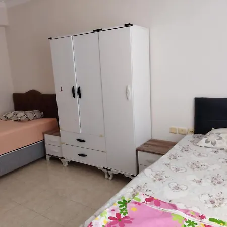 Luxury With Full Sea Views, Only 100 Meters From The Sea Appartement