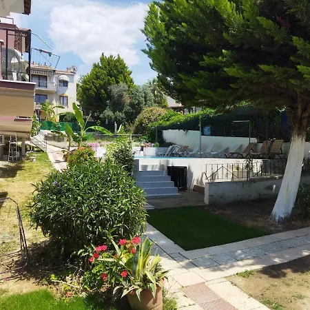 Appartement Luxury With Full Sea Views, Only 100 Meters From The Sea *